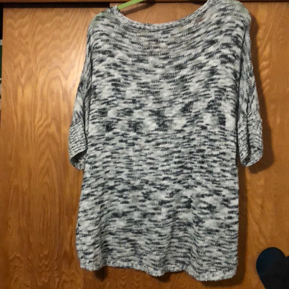 Sweater - Picture 3 of 3